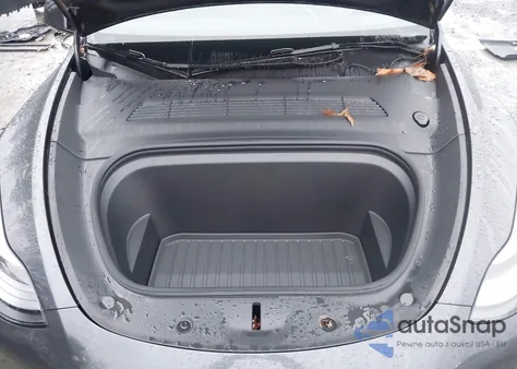 2024 Tesla Model Y Long Range Dual Motor All-Wheel Drive from USA, damaged, VIN 7SAYGDEE0RF195108